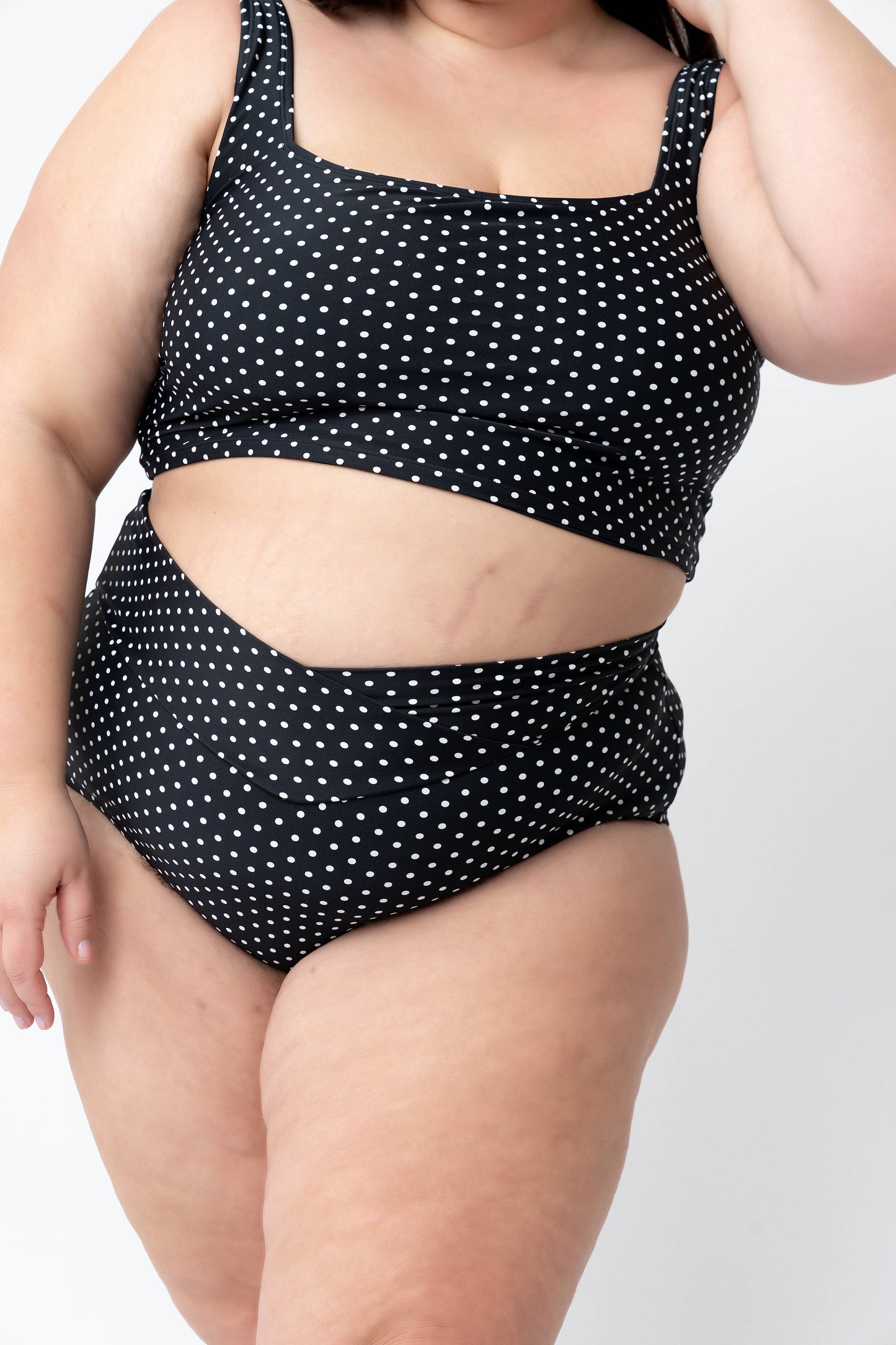 Coral Reef Swim - Black & White Polka Dot Ultra High V-Cut Swim Bottom: Medium